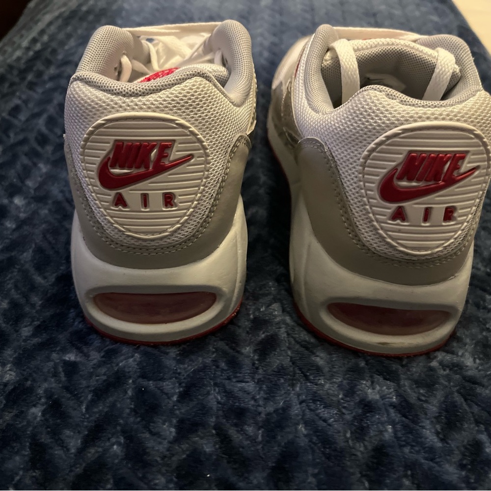Nike White Gray Pink Women's Running Sneakers - Picture 4 of 5